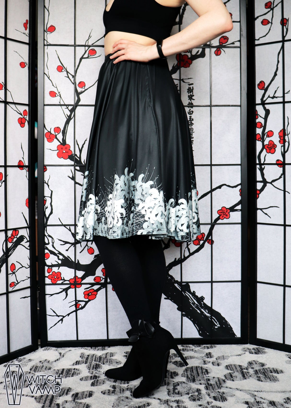 Black & White Spider Lily Midi Skirt With Pockets