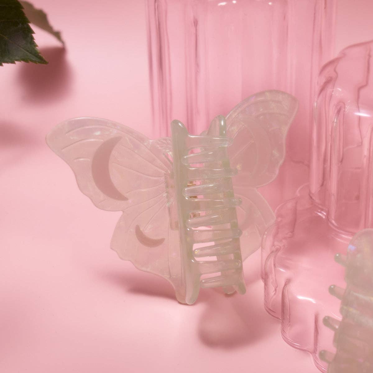 [Winona Irene] Luna Moth Hair Claw Clip