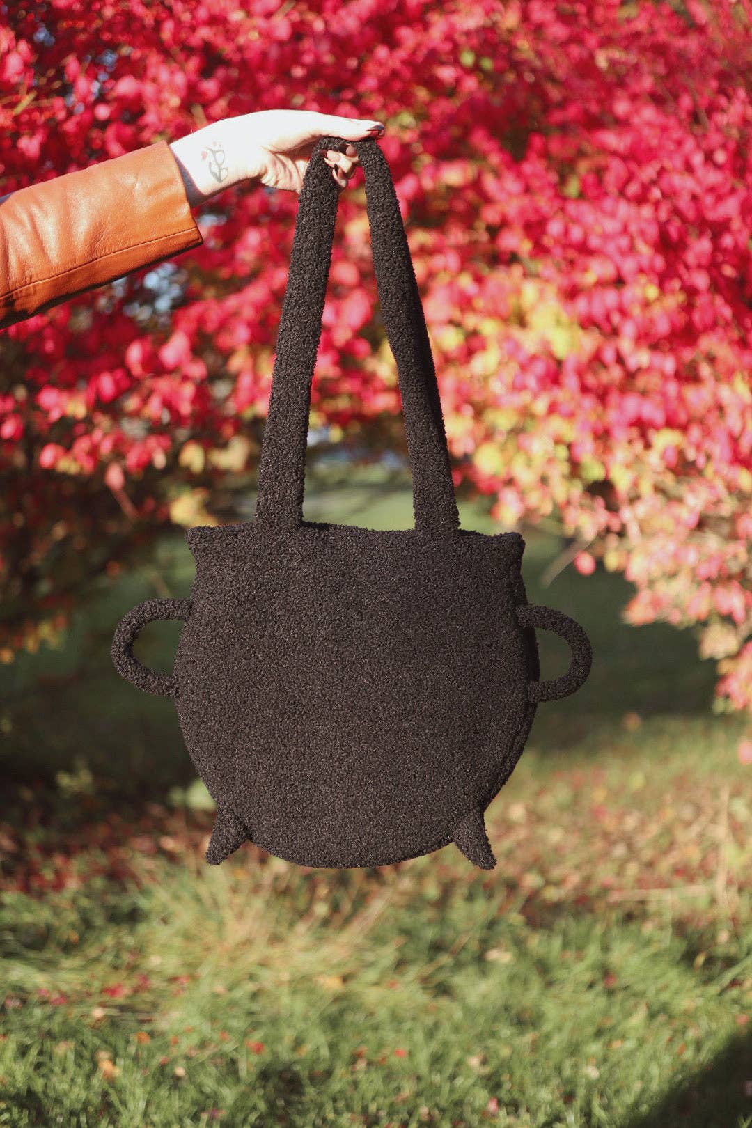 Cozy Black Cauldron Bag