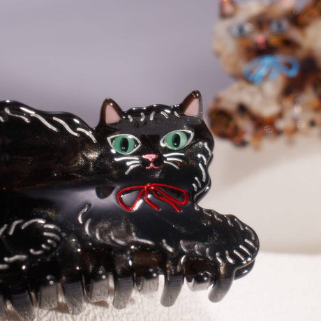 Black Cat Hair Claw