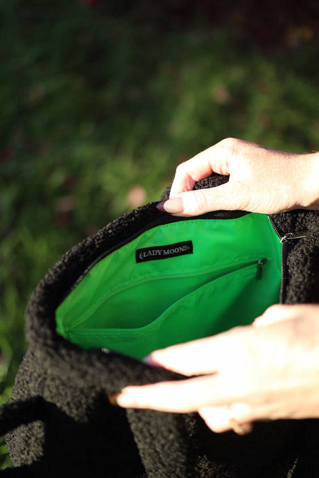Cozy Black Cauldron Bag