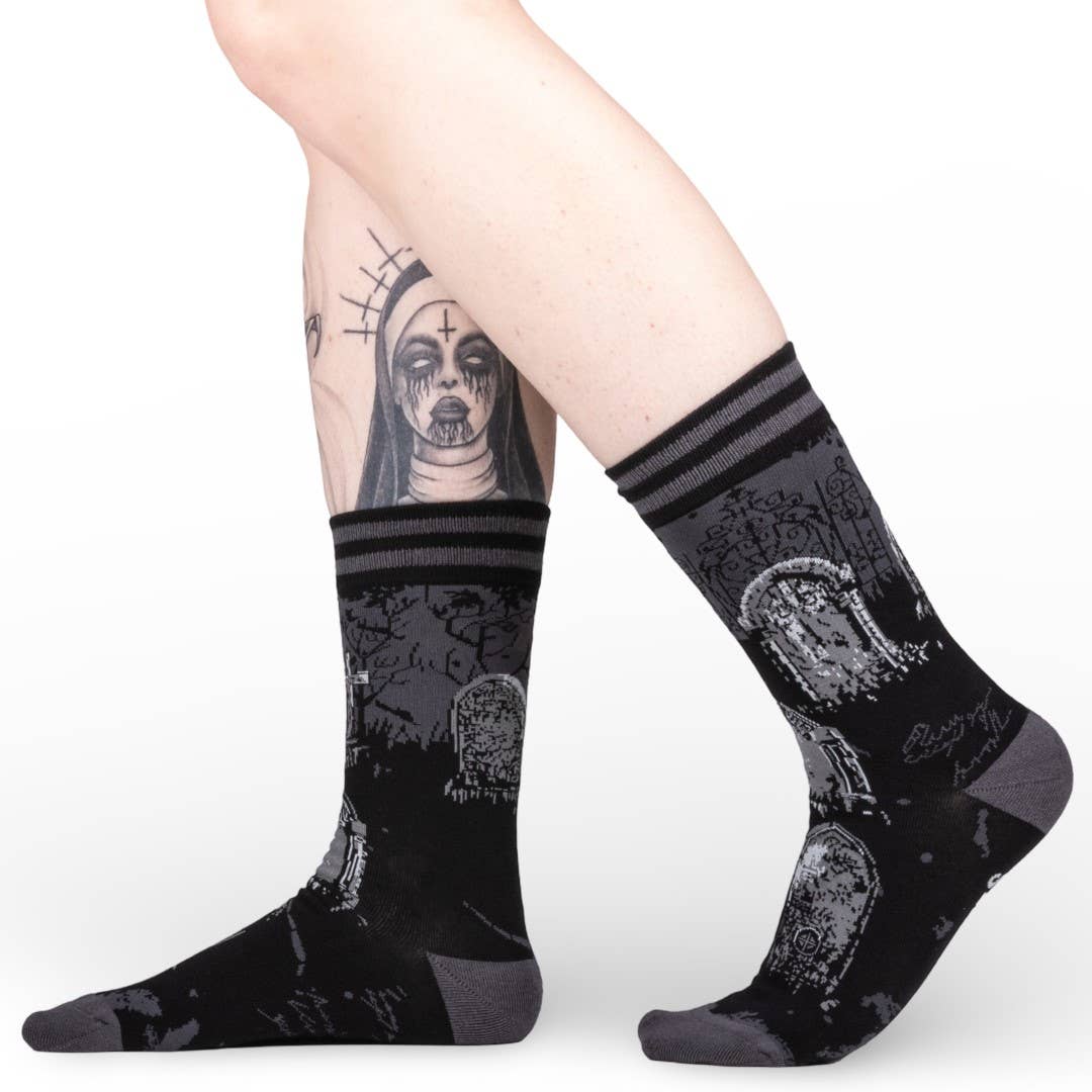 [FootClothes] Garden of the Dead Crew Socks
