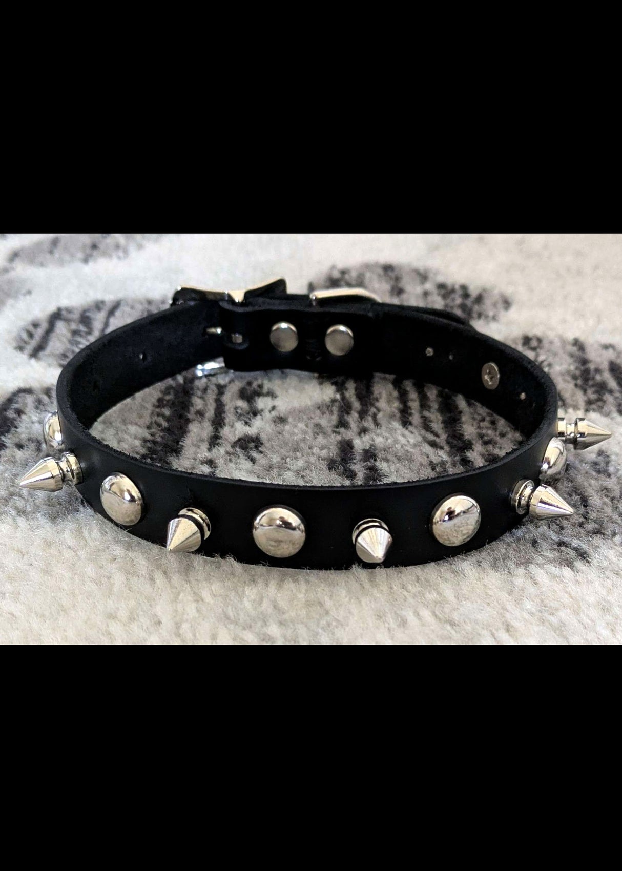 [Kookie Intl] Black Leather Collar with Chrome Spikes and Round Studs