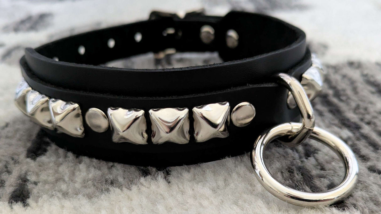 [Kookie Intl] Black Leather Collar with Chrome Studs and Ring