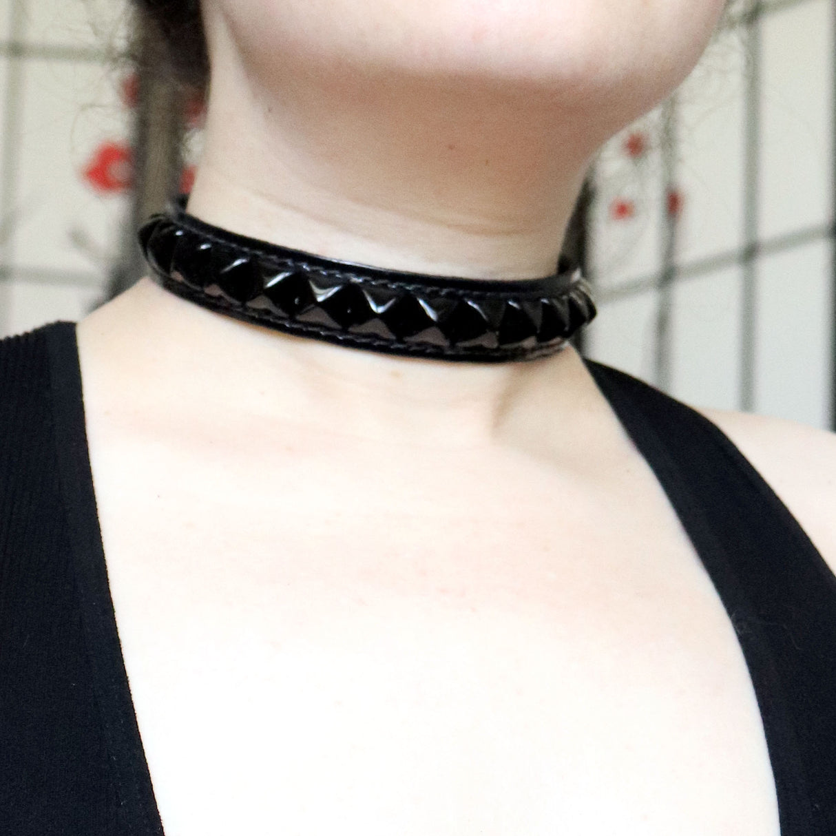 [Kookie Intl] Black Patent Leather Collar with Black Pyramid Studs