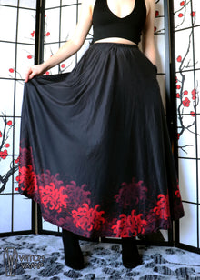  Spider Lily Maxi Skirt with Pockets