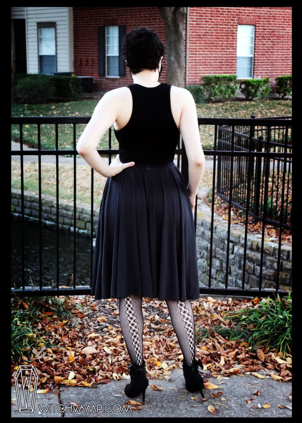 Black Midi Skirt With Pockets